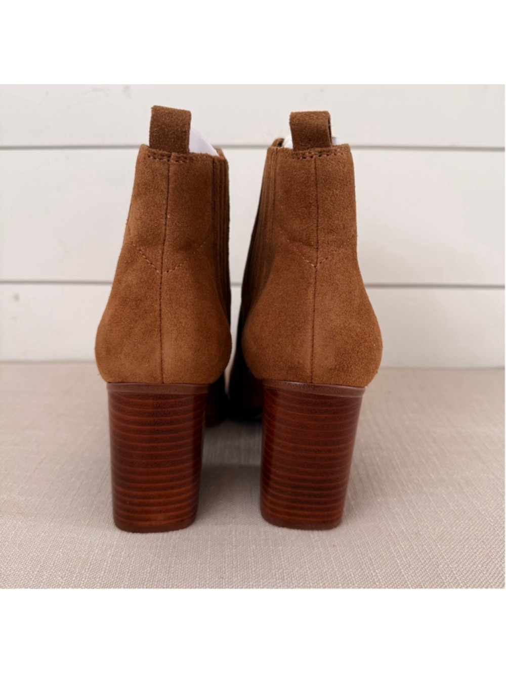 Women's Marc Fisher Brown Suede Ankle Boots & Booties 6.5 - Picture 3 of 8